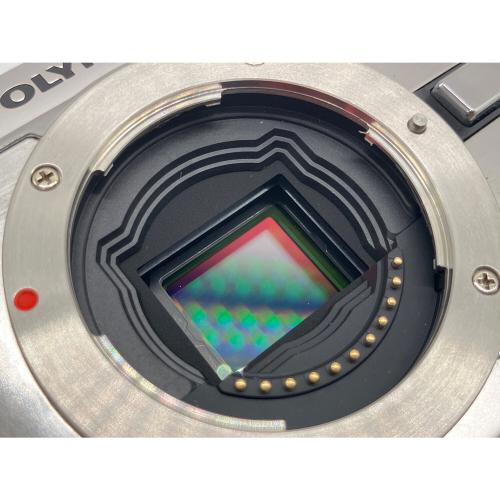 OLYMPUS (オリンパス) デジタルカメラ PEN E-P3 レンズキット