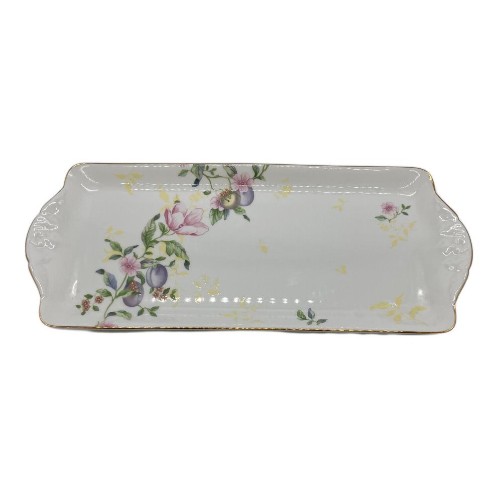 Wedgwood (ウェッジウッド) プレート スウィートプラムダマスク