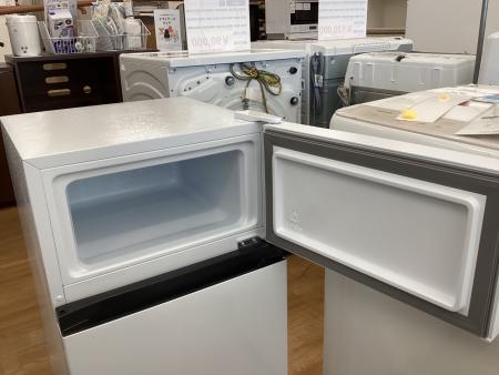 Hisense 冷凍冷蔵庫 HR-B91E3W 2025年製 91L ノンフロン Hisense (ハイセンス) 2ドア冷蔵庫 HR-B91E3W 2025年製 51 87L