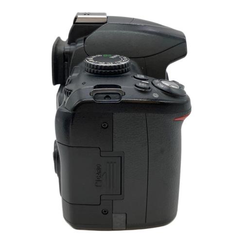 Nikon (ニコン) 一眼レフカメラ・レンズセット D3000 ダブルズームキット