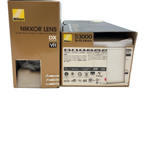 Nikon (ニコン) 一眼レフカメラ・レンズセット D3000 ダブルズームキット