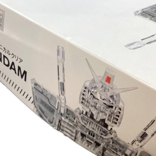 BANDAI (バンダイ) ガンプラ MG 1/100 RX-78-2 ガンダム Ver.3.0 メカニカルクリア 機動戦士ガンダム展限定