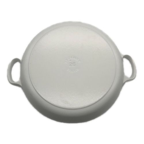 LE CREUSET (ルクルーゼ) 両手鍋 ホワイト 26cm ビュッフェ 