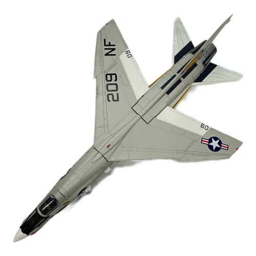 CENTURY WINGS (センチュリーウィングス) 模型 1/72 F-8E アメリカ海軍 第53戦闘飛行隊「アイアン・エンジェルス」