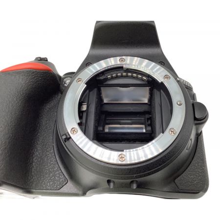 Nikon (ニコン) デジタル一眼レフカメラ レンズキット D5500 2416万画素(有効画素) 標準：ISO100～25600 1/4000～30秒 2114071