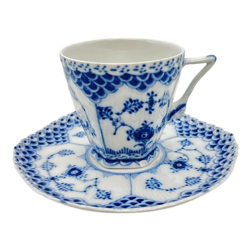 ROYAL COPENHAGEN (ロイヤル・コペンハーゲン) カップ&ソーサー ソーサー欠け有 顔付き ブルーフルーテッド・フルレース