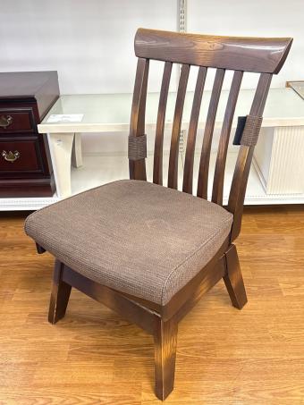 大塚家具製造販売株式会社 (オオツカカグセイゾウハンバイカブシキガイシャ) 回転ダイニングチェアー ブラウン C-860K 桔梗