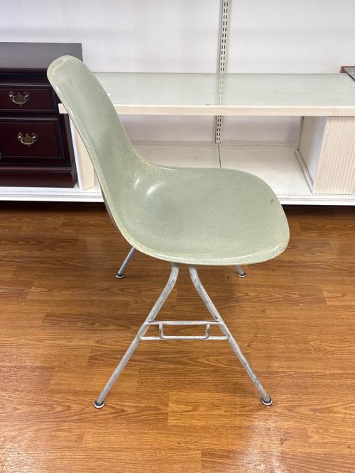 Herman Miller (ハーマンミラー) シェルチェアー 3rd初期モデル @