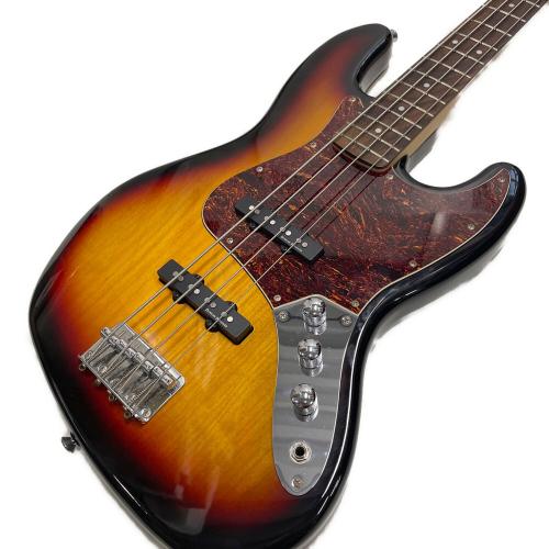 Squier by FENDER (スクワイア) エレキベース cs13012833 @ Π jazz Bass ボリュームガリ有 動作確認済み
