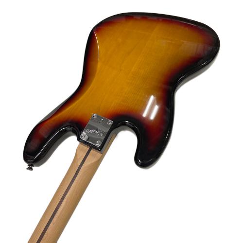 Squier by FENDER (スクワイア) エレキベース cs13012833 @ Π jazz Bass ボリュームガリ有 動作確認済み