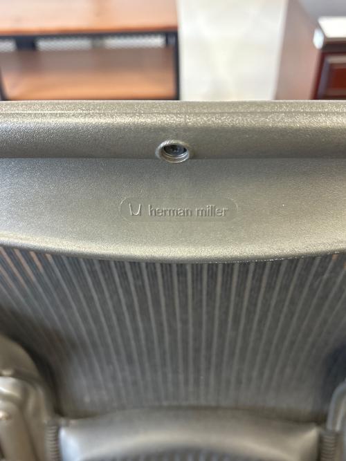 Herman Miller (ハーマンミラー) アーロンチェア ブラック