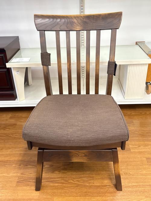 大塚家具製造販売株式会社 (オオツカカグセイゾウハンバイカブシキガイシャ) 回転ダイニングチェアー ブラウン C-860K 桔梗