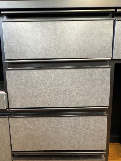 ニトリ キッチンボード グレー×ブラック 幅120cm×高さ200cm レンジ台付 リガーレ