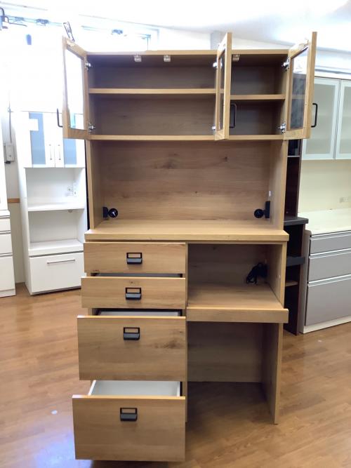 CRASH GATE (クラッシュゲート) キッチンボード ダストン