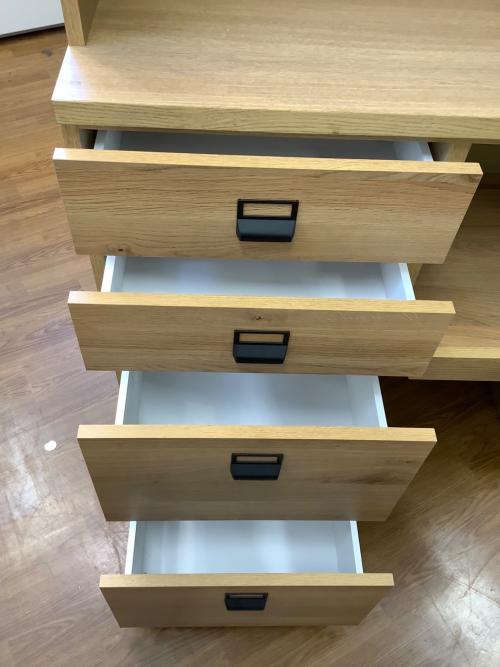 CRASH GATE (クラッシュゲート) キッチンボード ダストン