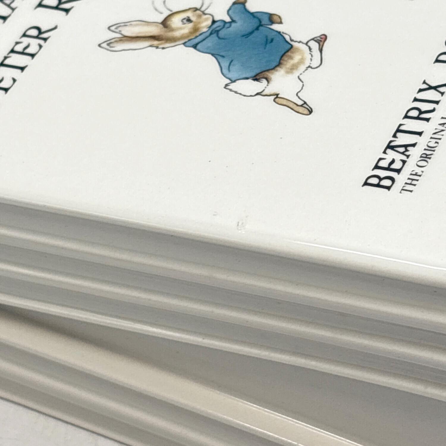 Wedgwood (ウェッジウッド) ブック型貯金箱 ピーターラビット