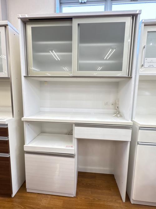 ニトリ キッチンボード ホワイト 2枚扉 リガーレ