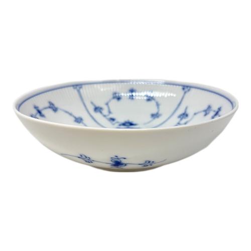 ROYAL COPENHAGEN (ロイヤル・コペンハーゲン) ディーププレート  ブルーフルーテッド・プレイン