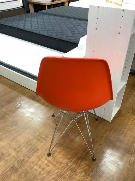 Vitra (ヴィトラ) イームズプラスチックチェア オレンジ @ Π Charles