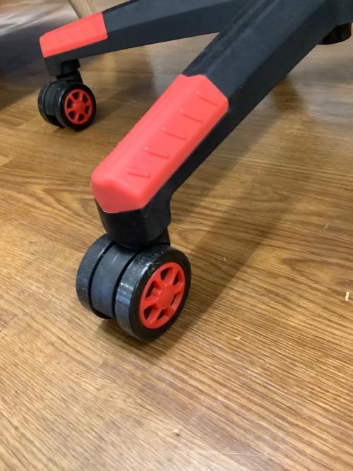 VERSUS CHAIR ゲーミングチェア レッド×ブラック 37 アーム付 合皮