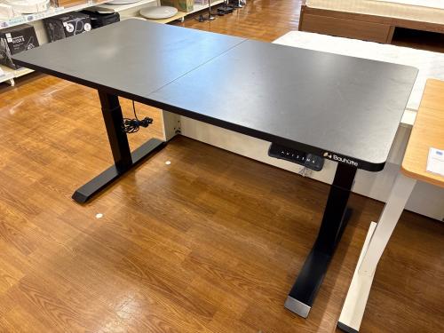 0219-013 ★リユースのサカイ幸手店★　Bauhutte 昇降ゲーミングデスク¥7,700(税込)【備考】W70 Q45 H92 Bauhutteの電動昇降付きゲーミングデスク再入荷 - PC Watch
