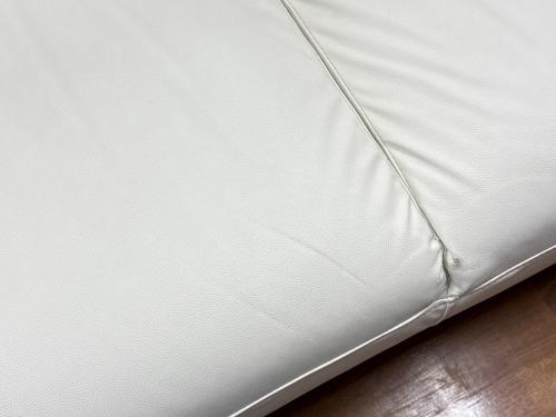 ニトリ 3人掛けソファー ホワイト 合皮