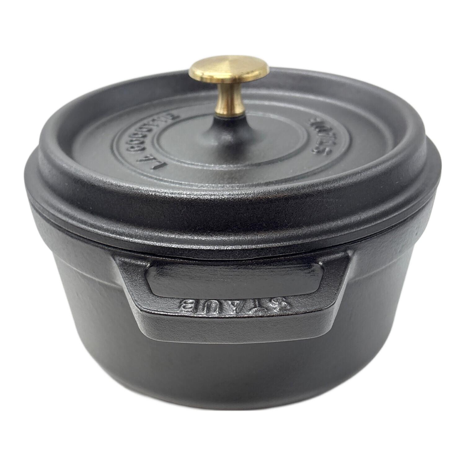 未使用　STAUB LA COCOTTE グレー 両手鍋 STAUB LA COCOTTE 両手鍋 グレー 赤2個セット‼︎ サイズ10 STAUB