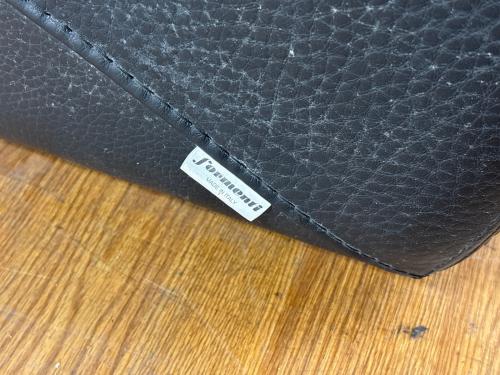 formenti (フォルメンティ) 3人掛けソファー ブラック