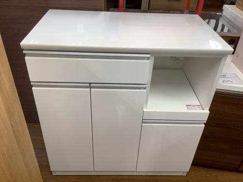 ニトリ 3枚扉キッチンカウンター 108 ホワイト レジューム120