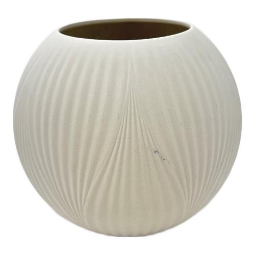 Wedgwood (ウェッジウッド) フラワーベース ホワイトフォリアベース