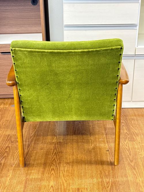 カリモク60 (カリモクロクマル) 1人掛けソファー 35 モケットグリーン Kチェア