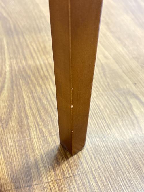 カリモク60 (カリモクロクマル) サイドテーブル T36200 RW 35 ブラウン