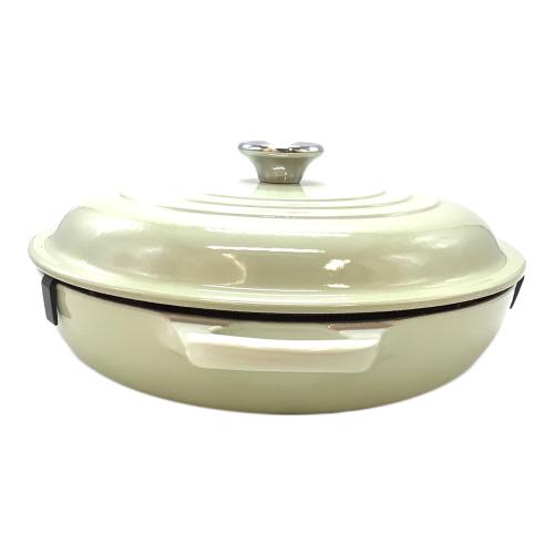 LE CREUSET (ルクルーゼ) 両手鍋 SIZE 26cm ワサビ ビュッフェ・キャセロール
