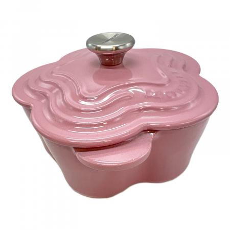 LE CREUSET (ルクルーゼ) ココット・フルール ピンク｜トレファクONLINE