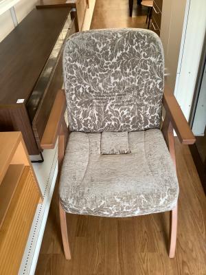 ポスチャーサポートチェア 腰痛対策