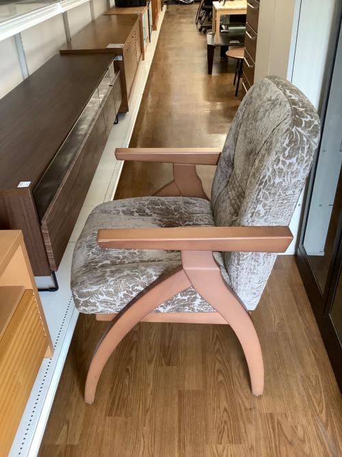 ポスチャーサポートチェア 腰痛対策