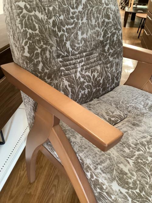 ポスチャーサポートチェア 腰痛対策