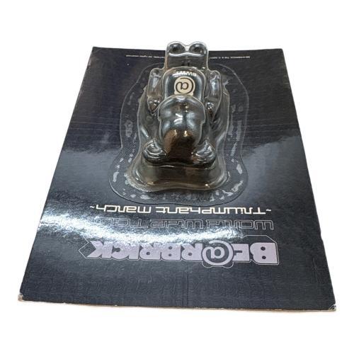 BEAR BRICK (ベアブリック) フィギュア トライファントマーチ WORLD WIDE TOUR