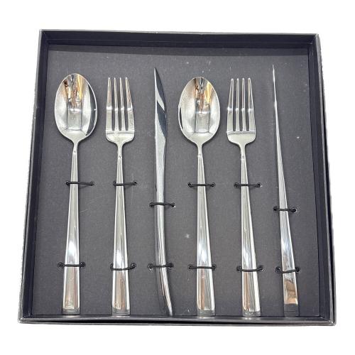 Cutipol (クチポール) カトラリーセット 箱ダメージ有