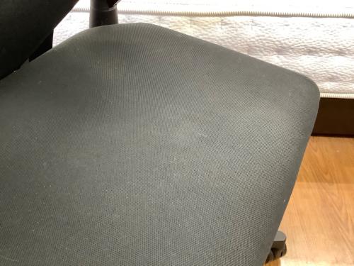 Steelcase (スチールケース) ワークチェアー Gestur 259 ブラック