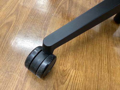 Steelcase (スチールケース) ワークチェアー Gestur 259 ブラック