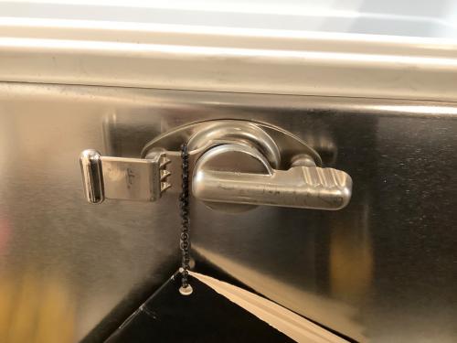 Coleman (コールマン) steinless steel 54qt cooler 54L