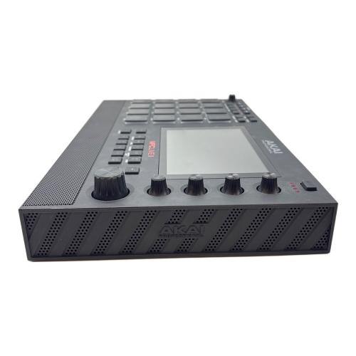 AKAI (アカイ) MPC LIVE Ⅱ サンプラー @