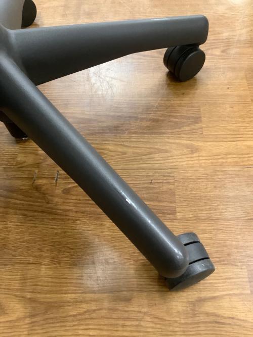 Herman Miller (ハーマンミラー) アーロンチェア AEI00120461 ブラック