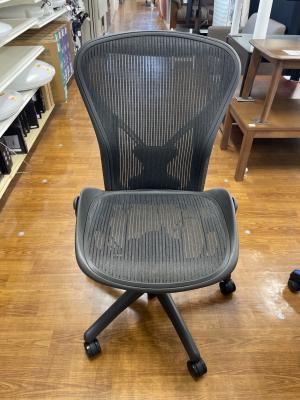 Herman Miller (ハーマンミラー) アーロンチェア AE112NNB-PJG1BB3D01 グラファイトベース/ボスチャーフィット ブラック クラシック