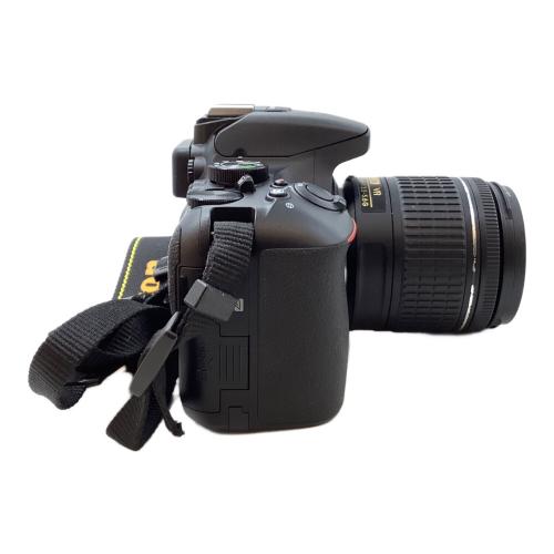 Nikon (ニコン) デジタル一眼レフカメラ D5600 ダブルズームキット(AF-P DX NIKKOR 70-300mm)付 動作確認済み