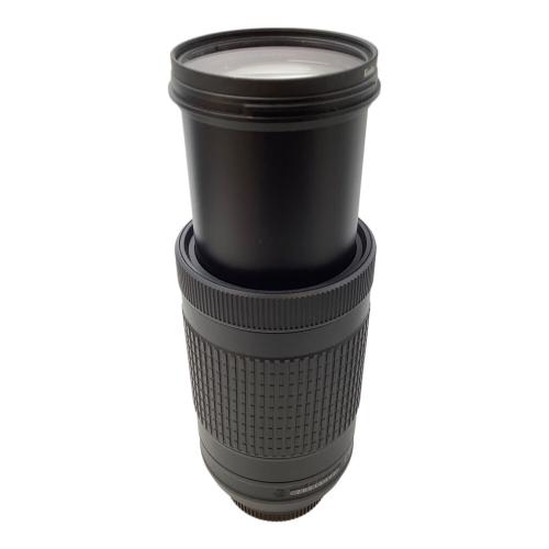 Nikon (ニコン) デジタル一眼レフカメラ D5600 ダブルズームキット(AF-P DX NIKKOR 70-300mm)付 動作確認済み