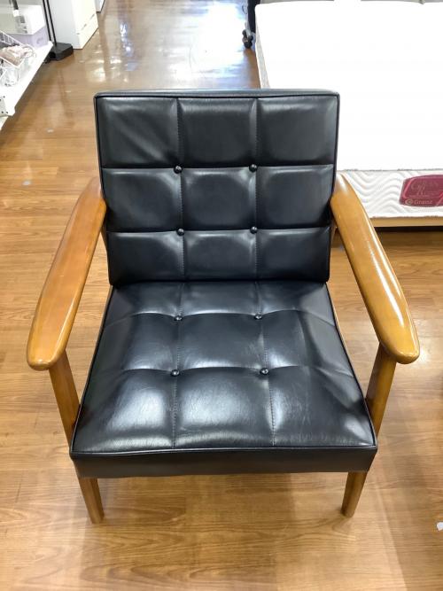 カリモク60 (カリモクロクマル) Kチェア 1シーター ブラック×ブラウン