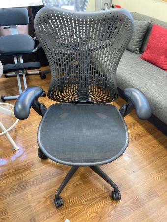 Herman Miller (ハーマンミラー) ワークチェアー Miller  1P   MR113AAM 237 ブラック