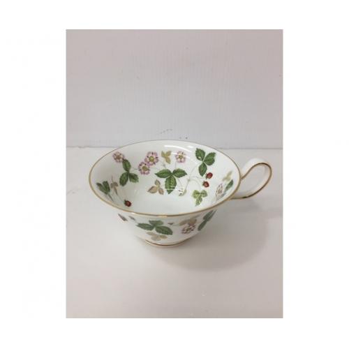 Wedgwood (ウェッジウッド) カップ&ソーサー 未使用品 ワイルドストロベリー 5Pセット 【岸和田店】